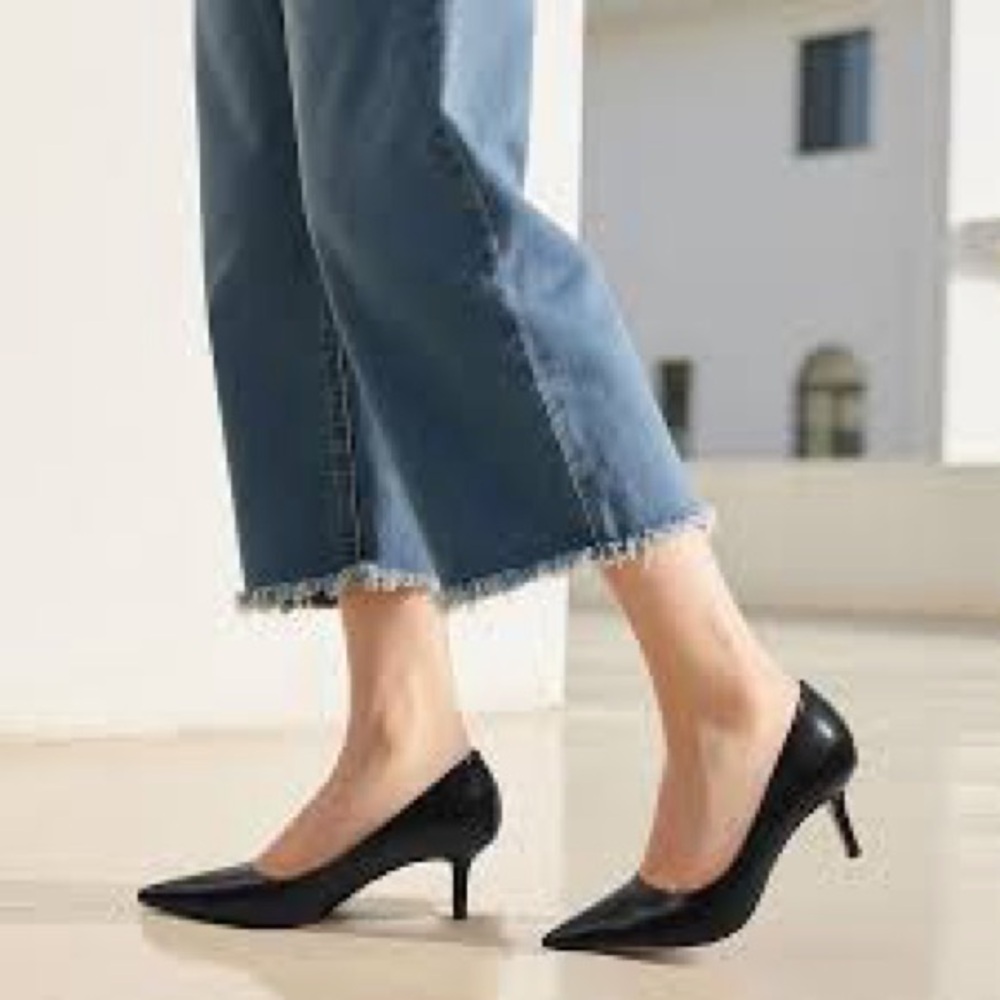 Marion Parke made in Italy Elegant Black Heels for Women